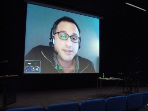 Video Konferencija su Jalal Toufic.